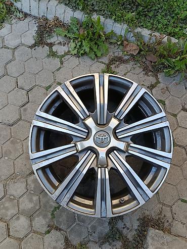 18 xpok: Литые Диски R 18 Toyota, Комплект, отверстий - 5, Б/у — 2