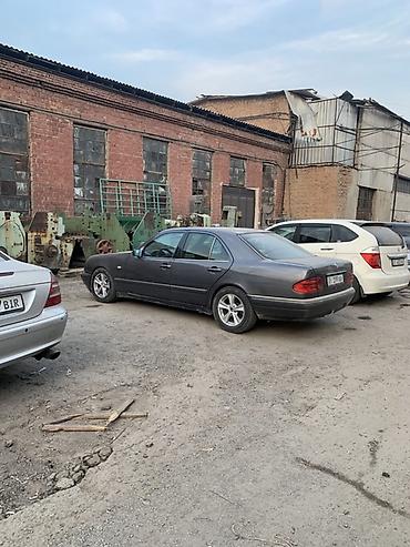 x class: Mercedes-Benz E-Class: 1996 г., 2.3 л, Механика, Бензин, Седан — 3