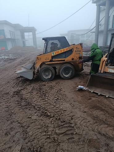 Аренда услуги Бопкат Мини-погрузчик с бортовым поворотом (skid steer)