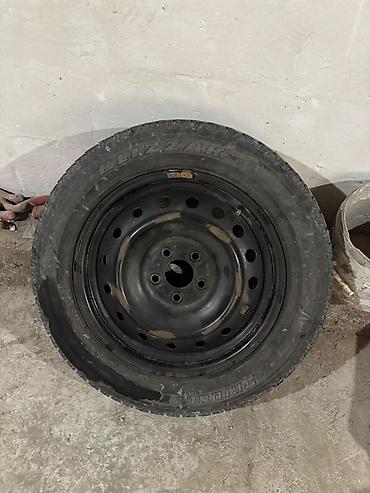 Зимнее колесо в сборе - Шина: Bridgestone Blizzak - Размер: 225/60
