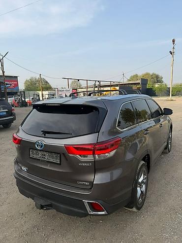 high power: Toyota Highlander: 2017 г., 3.5 л, Автомат, Гибрид, Кроссовер — 7