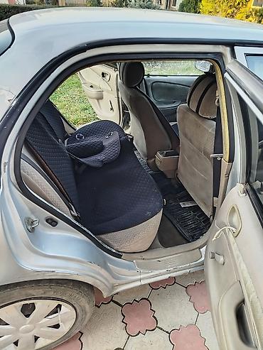 Toyota: Toyota Corolla: 2001 г., 1.8 л, Автомат, Газ, Седан — 4
