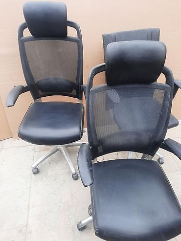 Ofis dəst mebeli: Ofis mebelləri dəsti Tərkib: - 1 ədəd qonaq/konfrans kreslosu — 22