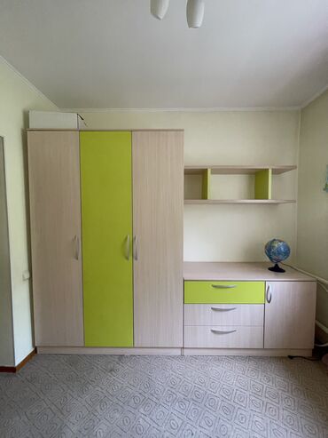 мягкая мебель в зал: Детский гарнитур, цвет - Зеленый, Б/у
