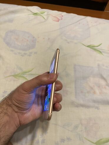 Apple iPhone: IPhone 8 Plus, 64 GB, Qızılı, Barmaq izi — 6