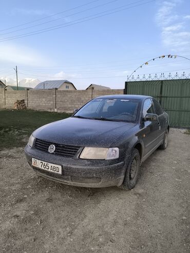 машине тико: Volkswagen Passat: 1997 г., 1.8 л, Механика, Бензин, Седан