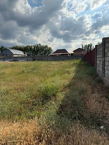 продаю токмок: Площадь: 7 соток, ровный участок, удобной формы, подходит для — 6