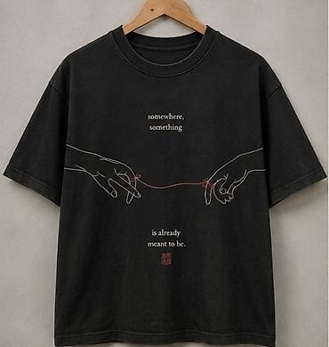 busi: Unisex qısaqol T‑shirt kolleksiyası - Tema: məşhur serial sitatları — 6