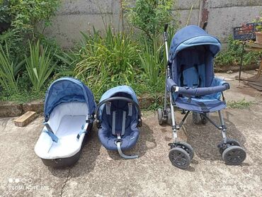 nike odeca za bebe: Decija Kolica Cikova 3 u 1 
Plave boje
5000 din