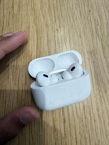 qulaqcıq iphone: Məhsul: Apple AirPods Pro (MagSafe şarj qutusu ilə) Xüsusiyyətlər: - — 4