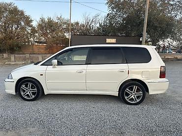 одиссей багаж: Honda Odyssey: 2002 г., 3 л, Автомат, Газ, Универсал — 3