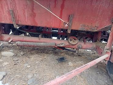 Тракторы МТЗ (Беларус): Трактор с прицепным пресс-подборщиком. - Колёсный трактор — 6