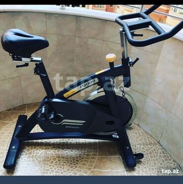 Velotrenajorlar: Johnson P8000 velosipedi əla vəziyyətdədir. Evdə idman etmək üçün