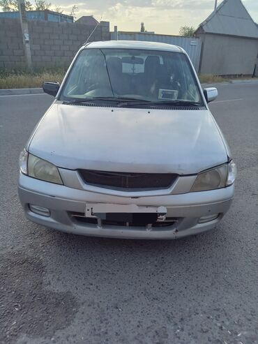 Mazda: Mazda : 2001 г., 1.3 л, Автомат, Бензин, Хэтчбэк