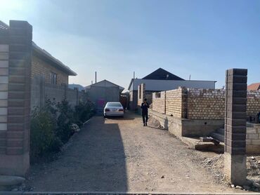 я ищу дом в бишкеке: Дом, 77 м², 3 комнаты, Агентство недвижимости, Евроремонт