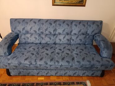 kaucevi: Sofas and couches