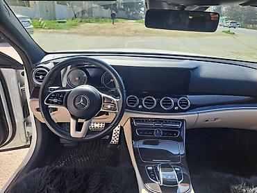 Mercedes-Benz: Mercedes-Benz E-Class: 2 l | 2019 il Sedan — 10