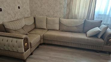 Divan satılır 440₼. açılır bazası var.Ünvan hövsan. 5806. Fatimə99 lalafo.az -da Divan satılır 440₼. açılır bazası var.Ünvan hövsan. 5806. Fatimə99