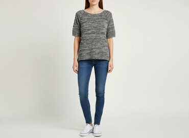 t shirty rebel: PULL&BEAR, Футболка жіноча, розмір M