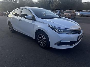 1 nz: Toyota Corolla: 2019 г., 1.8 л, Вариатор, Гибрид, Седан — 2