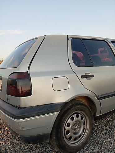 crv 2: Volkswagen Golf: 1994 г., 1.6 л, Механика, Бензин, Хэтчбэк — 4