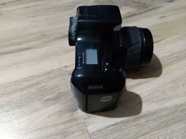 Fotoaparati: 1. Minolta Dynax 3000i 2. Minolta Dynax 5000i 3. Minolta Dynax 8000i — 9