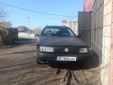 Volkswagen: Volkswagen Passat: 1992 г., 2 л, Механика, Бензин, Универсал