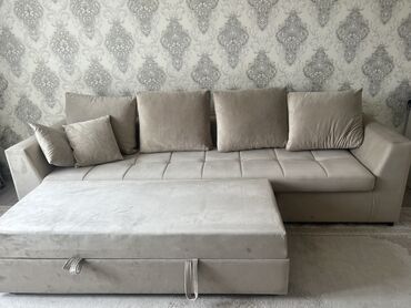 диваны купить: Прямой диван, цвет - Бежевый, Б/у