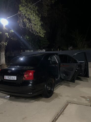 куплю машину в рассрочку бишкек: Toyota Avensis: 2004 г., 1.8 л, Механика, Бензин, Седан