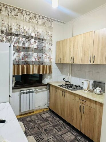квартира джал мкр: 2 бөлмө, 50 кв. м, 105-серия, 3 кабат, Эски ремонт