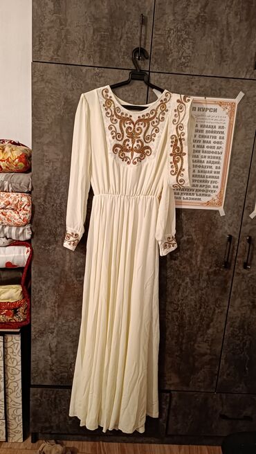 хан юрта: Платье 700сом