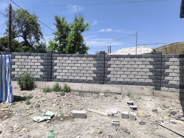 Пескоблок: Пескоблок Гладкий, Заборный, Самовывоз, Бесплатная доставка, Платная доставка — 24