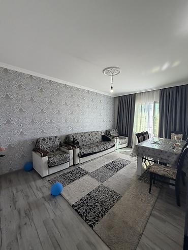 qobu ev: 3 otaqlı, 81 kv. m, Orta təmir — 3