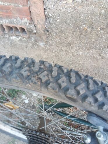 Bicikli za odrasle: Planinski bicikl Grimber – čelični ram klasične geometrije, zelena na lalafo.rs — 7 Bicikli za odrasle: Planinski bicikl Grimber – čelični ram klasične geometrije, zelena — 7