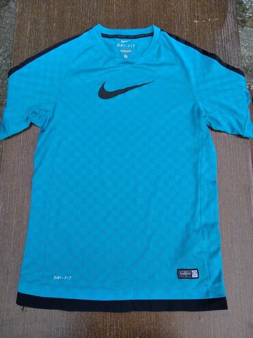 Majice: Men's T-shirt Nike, S (EU 36), bоја - Tirkizna