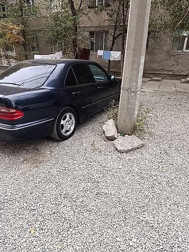 w211 салон: Mercedes-Benz E-Class: 2001 г., 3.2 л, Автомат, Седан — 1