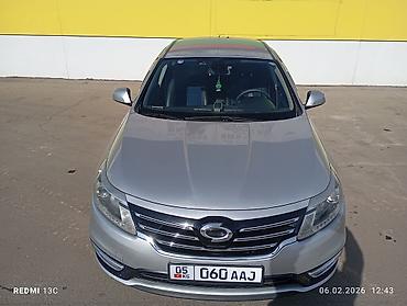 Renault: Renault : 2018 г., 2 л, Автомат, Газ, Седан — 9