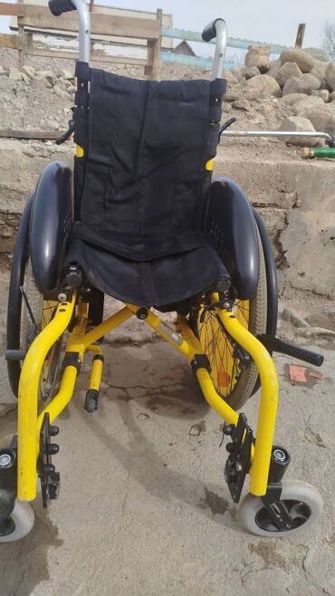 Другой транспорт: Срочно срочно продаётся коляска инвалидной от 6 до 10 новый