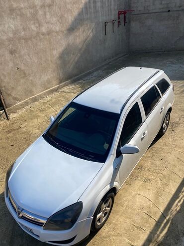 Opel: Opel Astra: 1.3 l | 2007 il 248000 km Universal — 2