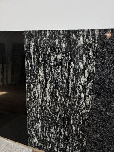 Фасадные гранитные плитки: Гранитные решения для цоколя и фундамента из природного камня - — 14