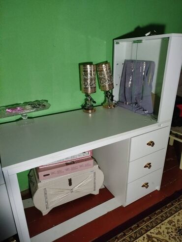 Metal axtaran aparatlar: Salon ləvazimatları satılır. Təzədi, işlənməyib. Malları gördüyünüz