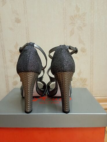 Çəkmələr: Çəkmə, Ölçü: 40, rəng - Gümüşü, İşlənmiş — 3