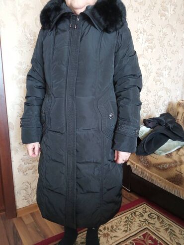 теплая зимняя куртка женская: Пуховик, По колено, Канада, С капюшоном, XL (EU 42)
