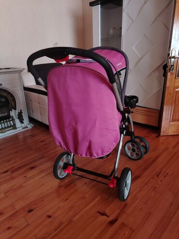 Gəzinti arabaları: Klassik gəzinti arabası, İşlənmiş, Cins: Qız, Ünvandan götürmə — 5