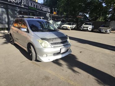 авто в рассрочку без первоначального взноса: Toyota ist: 2004 г., 1.5 л, Автоматтык, Бензин, Хетчбек