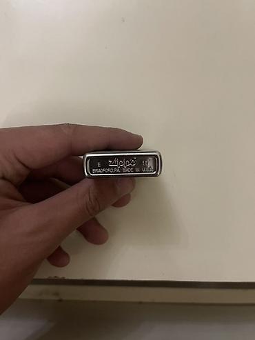 ziyafet donu vilyur s: Təptəzədir təkcə qabı yoxdur orjinaldır Məhsul: Zippo benzinli alışqan — 3