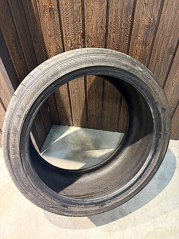Təkərlər: İşlənmiş Şin Dunlop 285 / 35 / R 21 — 4