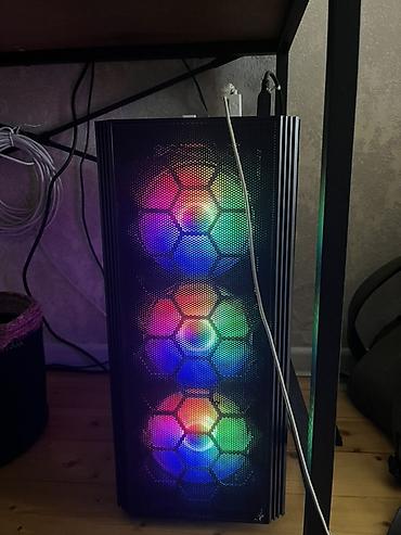 nvidia rtx: 1 il işlenib, ela vaziyyatdadir. Heç bir problemi yoxdur, tam saz — 3