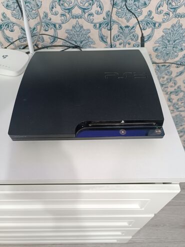 PS3 (Sony PlayStation 3): Playstation 3 Slim в отличном состоянии!