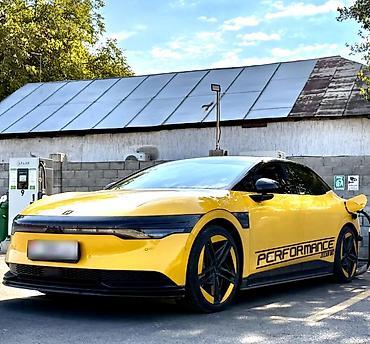 awd: Zeekr 007: | 2024 г. Седан — 6
